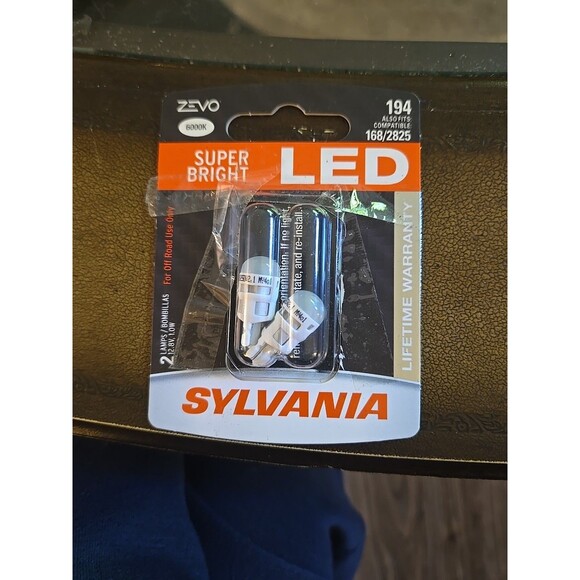 SYLVANIA ZEVO 194 T10 W5W White LED Bulb, (Contains 2 bulbs) - Picture 1 of 1